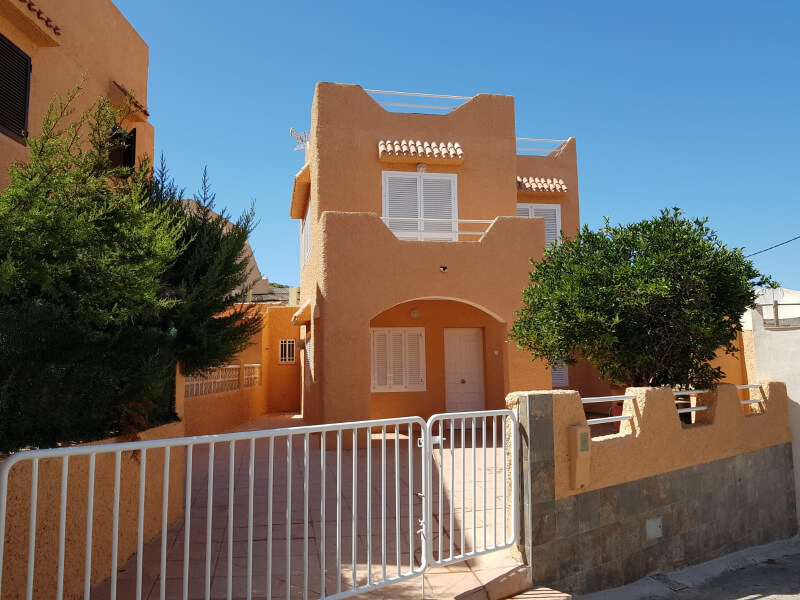 
Chalet de 4 dormitorios en alquiler en La Azohía, Cartagena, Murcia